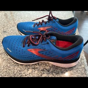 Brooks Ghost 13 Size 9